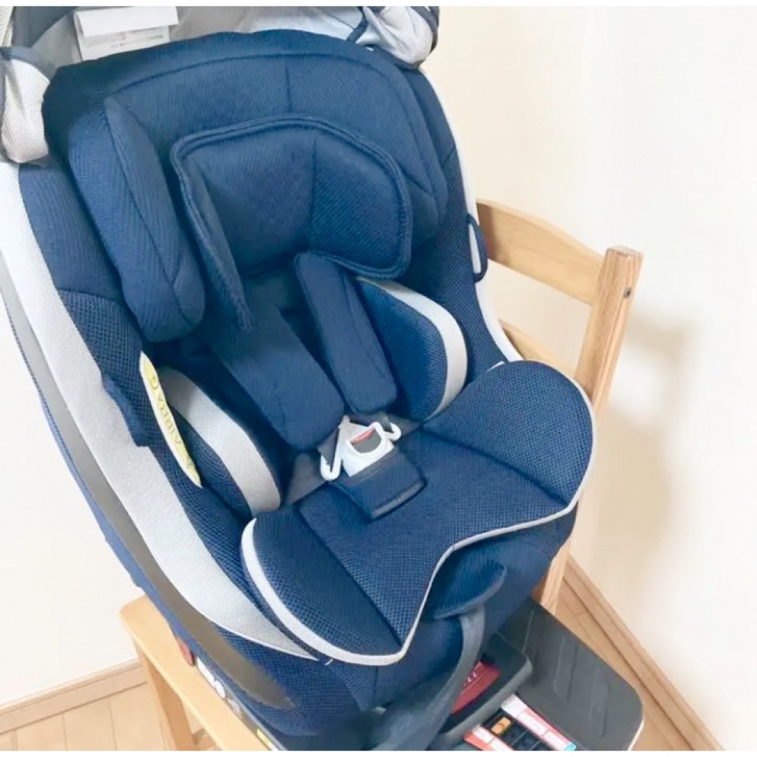 Aprica(アップリカ)の【美品】アップリカチャイルドシート クルリラisofix ★大人気シリーズ★ キッズ/ベビー/マタニティの外出/移動用品(自動車用チャイルドシート本体)の商品写真