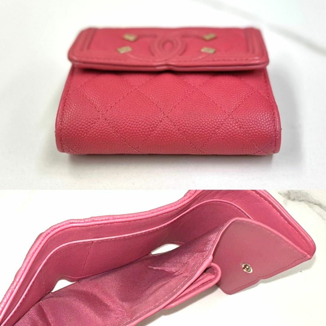 CHANEL(シャネル)のシャネル　折り財布　CCフィリグリー　ピンク　キャビアスキン　29番台 レディースのファッション小物(財布)の商品写真