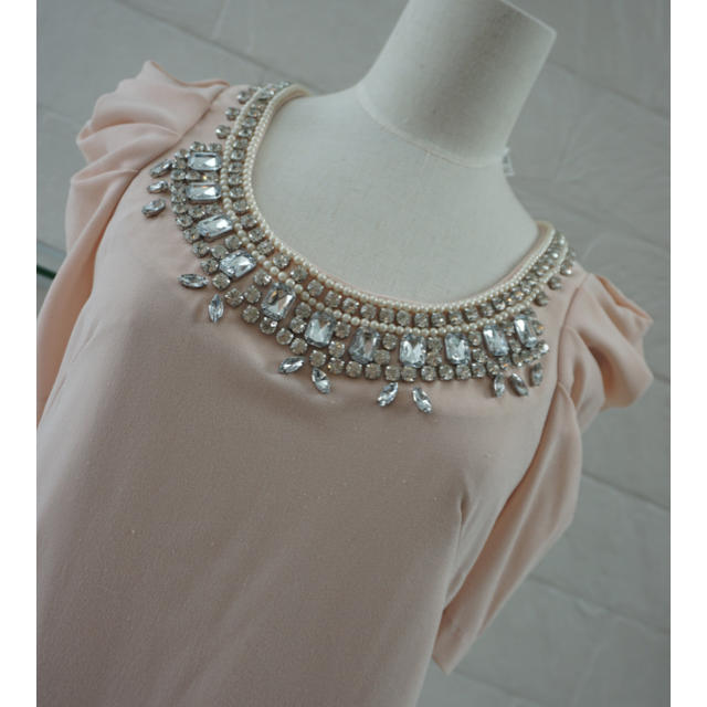 GRACE CONTINENTAL(グレースコンチネンタル)のあびる優着用 ベビーピンク ビジュードレス 36 レディースのフォーマル/ドレス(ミディアムドレス)の商品写真