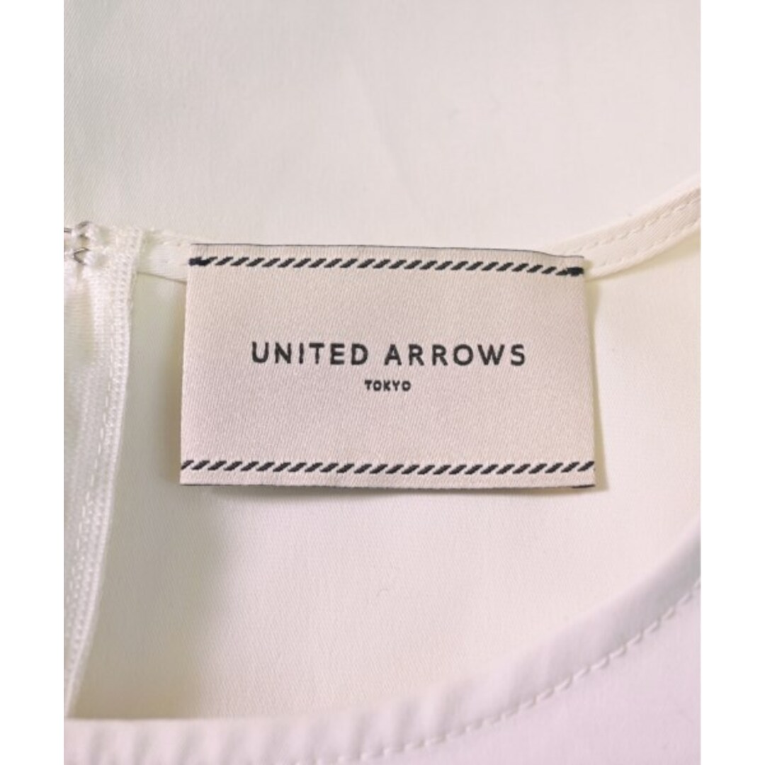 UNITED ARROWS(ユナイテッドアローズ)のUNITED ARROWS カジュアルシャツ F オフホワイト 【古着】【中古】 レディースのトップス(シャツ/ブラウス(長袖/七分))の商品写真