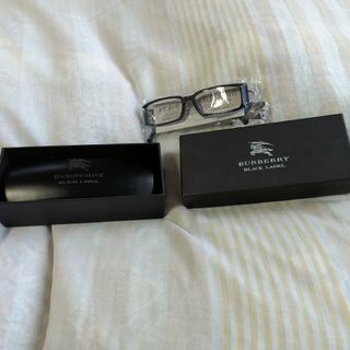 バーバリーブラックレーベル(BURBERRY BLACK LABEL)のBURBERRY BLACK LABEL メガネ 新品未使用 箱ケース付(サングラス/メガネ)