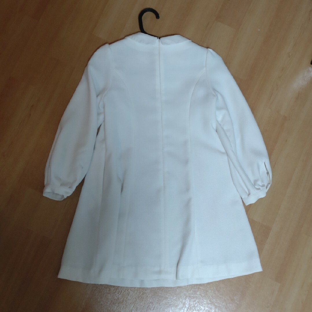 GU　ワンピース130㌢ キッズ/ベビー/マタニティのキッズ服女の子用(90cm~)(ワンピース)の商品写真