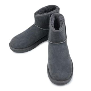 UGG アグ/UGG クラシックミニ/グレー 26.0/1016222/26.0/メンズスシューズ/Aランク/67【中古】(その他)