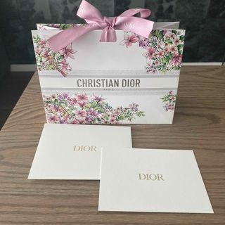 ディオール(Dior)のディオール　ギフトボックス　花柄　メッセージカード付き(ラッピング/包装)