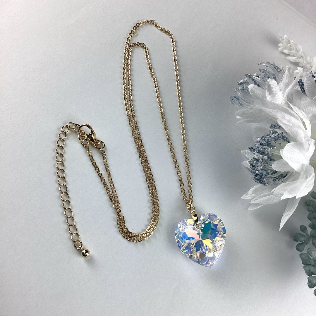 Swarovski 18mmダイヤカットペンダント〜クリスタルオーロラ ハンドメイドのアクセサリー(ネックレス)の商品写真