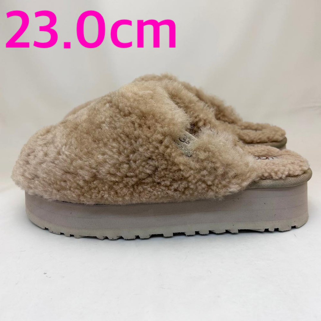 UGG(アグ)の新品 UGG アグ 厚底サンダル 1133171 サンド 23.0cm レディースの靴/シューズ(サンダル)の商品写真