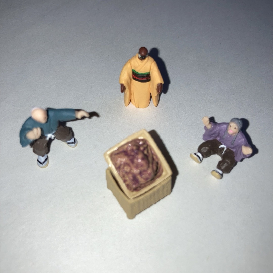 海洋堂(カイヨウドウ)の海洋堂×田中達也 MINIATURE LIFE COLLECTION  舌切り雀 エンタメ/ホビーのフィギュア(その他)の商品写真