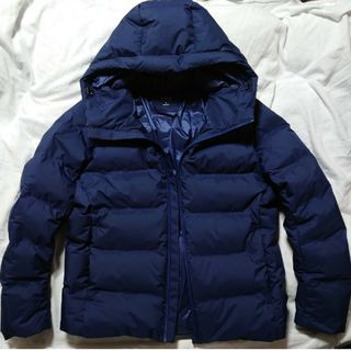 ユニクロ(UNIQLO)の★キレイに洗濯後あまり着てない美品★UNIQLOシームレスダウンジャケット★ＸＬ(ダウンジャケット)