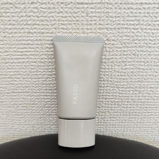 ファシオ(Fasio)のFASIO ファシオ　エアリーステイBBティント　UV 02 ライトベージュ(BBクリーム)