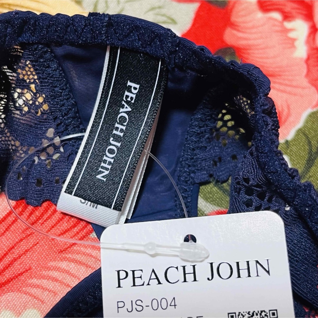 PEACH JOHN(ピーチジョン)の★PEACH JOHN★ぴたもちショーツNAVY★Tバックパンツ下着★ソング★M レディースの下着/アンダーウェア(ショーツ)の商品写真