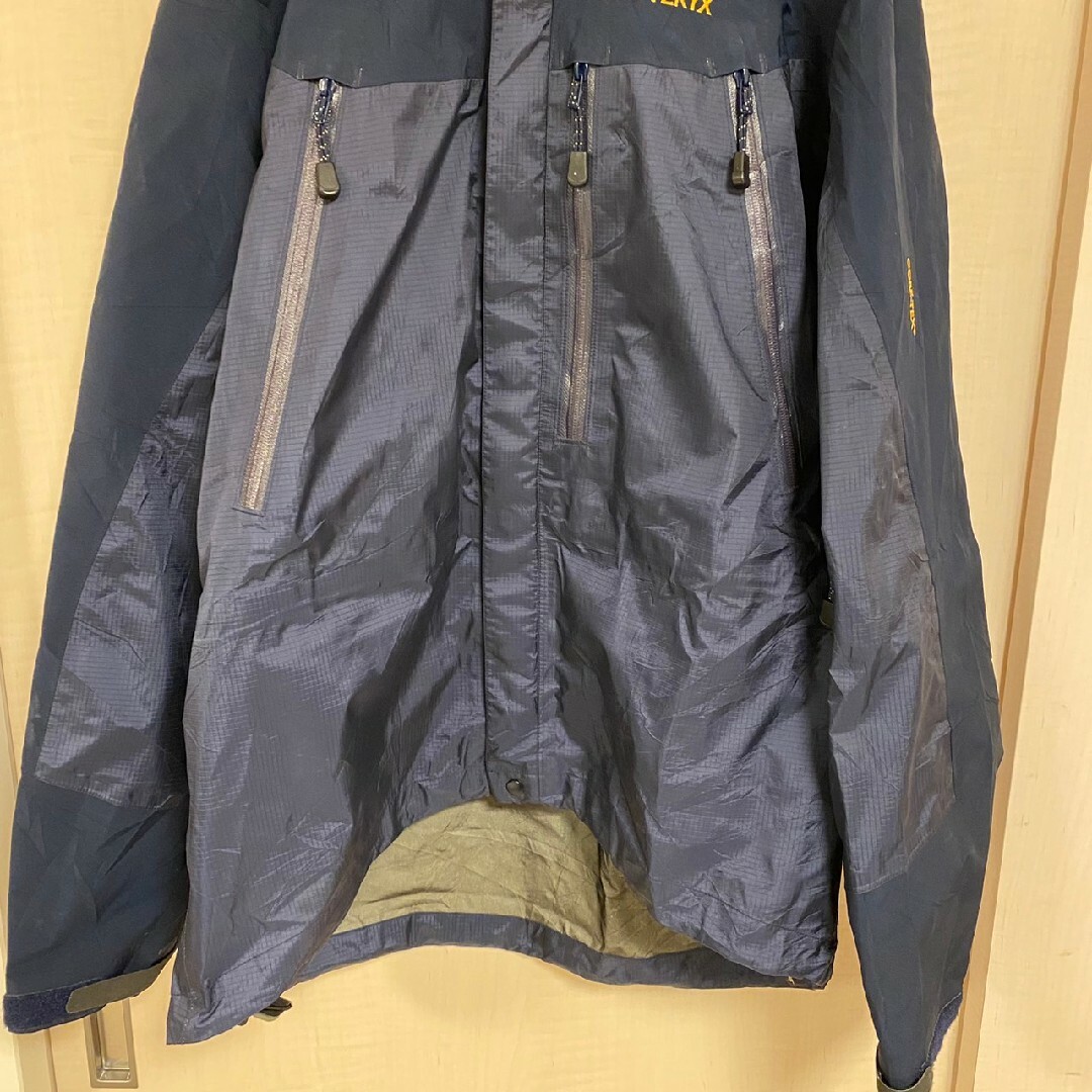 ARC'TERYX - 美品 名作 絶版 金ロゴ 刺繍 Arcteryx Theta LT ARC'TERYX - 美品 名作 絶版 金ロゴ 刺繍 Arcteryx Theta LT