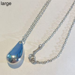 ホワイトゴールド×グリーンクォーツネックレス K18WG 2.00ct 3.7gの ...