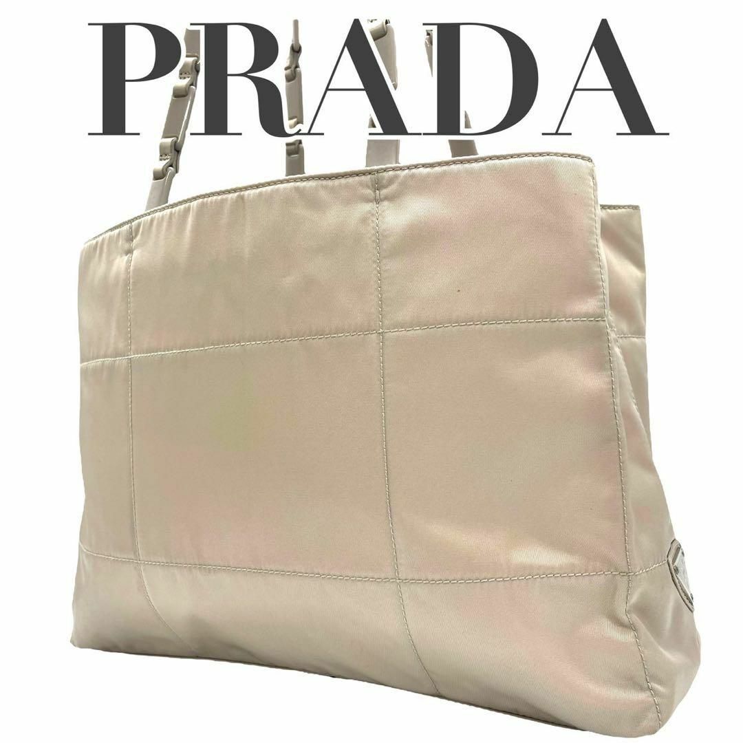 サイズPRADA プラダ　プラスチックチェーン　ナイロン　トートバッグ　三角プレート