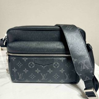 ルイヴィトン(LOUIS VUITTON)の【本日限定2万円引き】ルイヴィトン  タイガラマ アウトドア メッセンジャー (ショルダーバッグ)