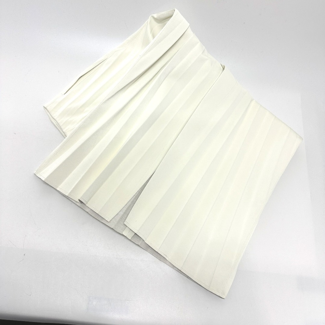 アイレネ IRENE フェイクレザースカート 23A87002 スカート ポリエステル ホワイト 未使用 レディースのスカート(ひざ丈スカート)の商品写真