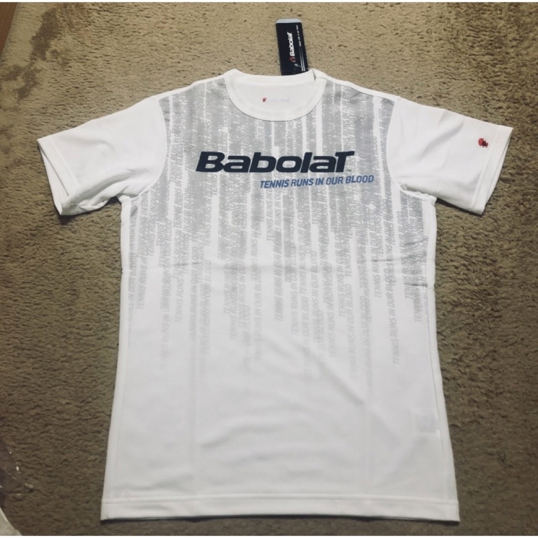 Babolat(バボラ)の【新品未使用】BabolaTのテニスウェア（Tシャツ）｜ホワイト［Sサイズ］ スポーツ/アウトドアのテニス(ウェア)の商品写真