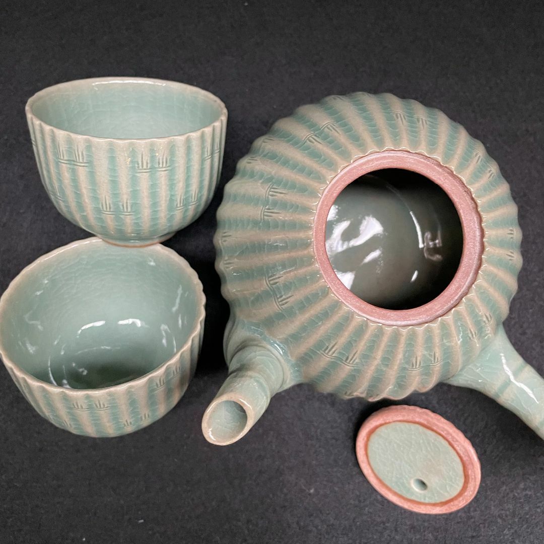 魅力の 韓国 急須 骨董 茶器 茶道具 青磁 高麗 海剛 柳海剛 人間文化財 工芸品