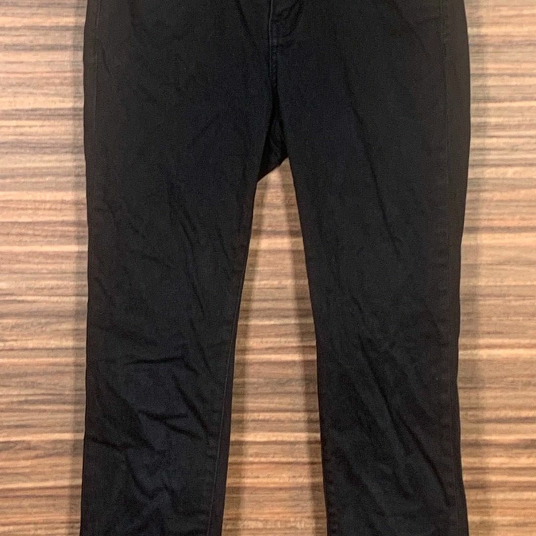 GU(ジーユー)のジーユー GU パンツ ズボン Mサイズ相当 黒 ブラック 無地 レディースのパンツ(カジュアルパンツ)の商品写真