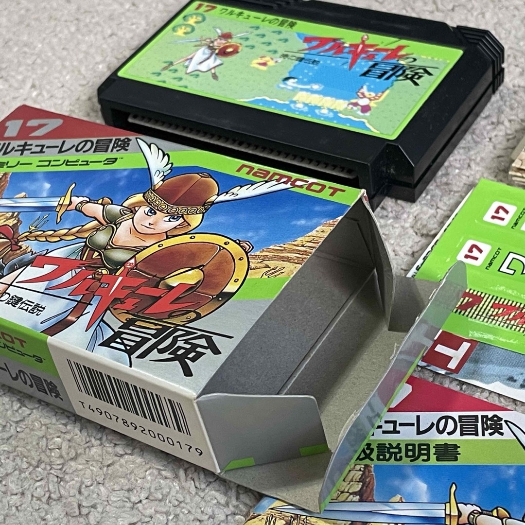 ファミコン初の女性を主人公にした作品! 激レア 美品 完品 ファミコン初の女性を主人公にした作品! 激レア 美品 完品