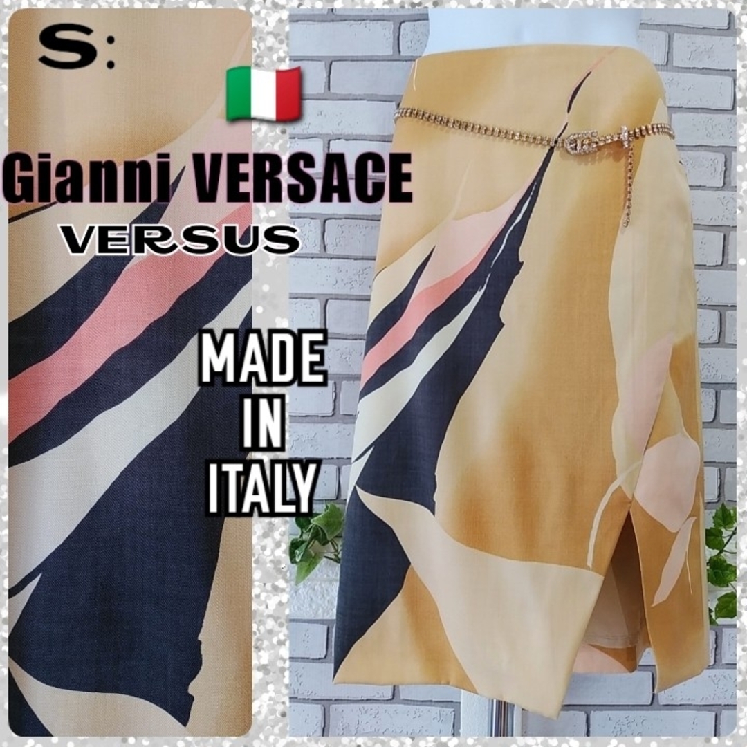 Gianni Versace(ジャンニヴェルサーチ)の専用★S：ミディスカート／VERSUS ベルサーチ★美品★イタリア製・ベージュ系 レディースのスカート(ひざ丈スカート)の商品写真