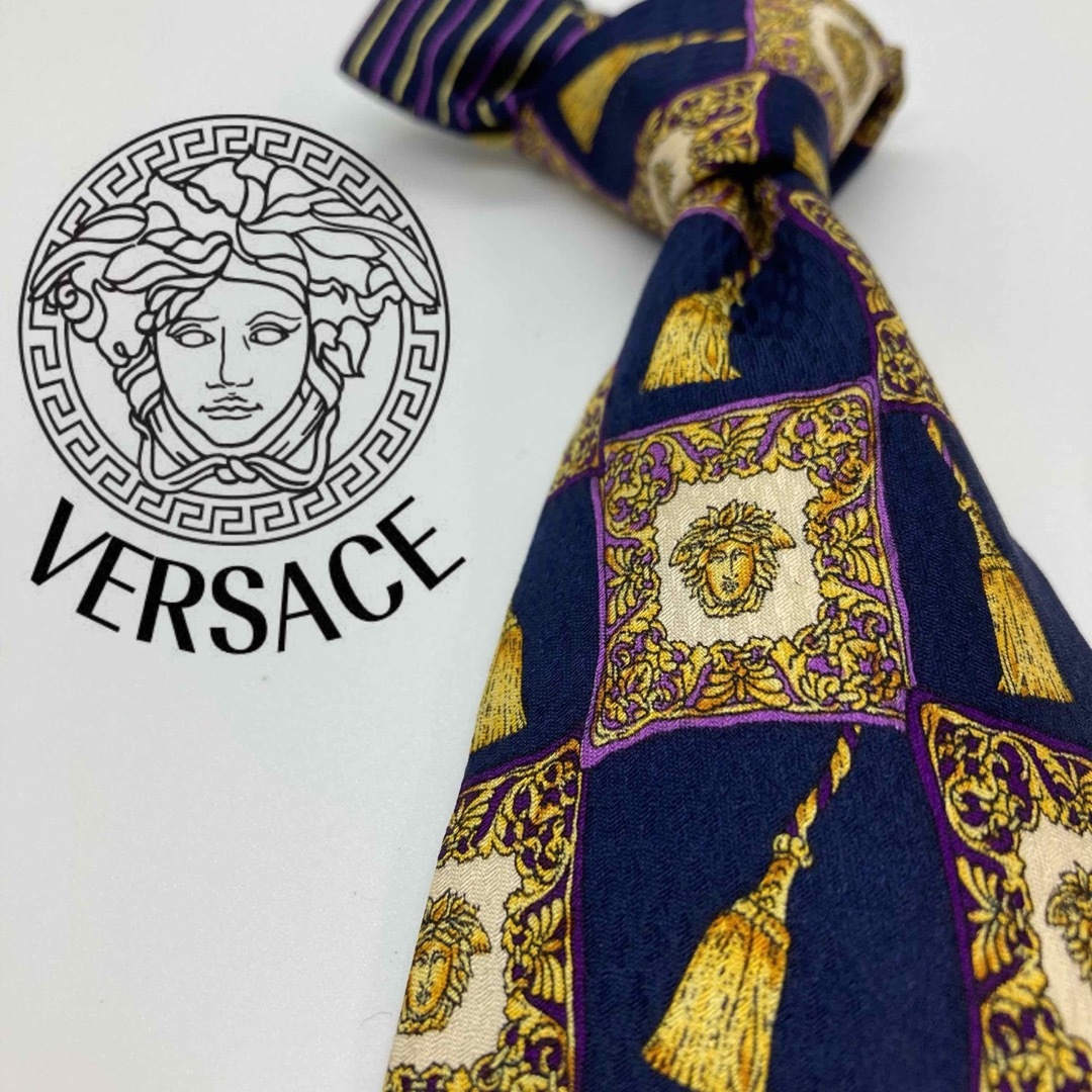 Gianni Versace(ジャンニヴェルサーチ)の【美品】GIANNI VERSACE /ヴェルサーチ　ネクタイ　総柄 メンズのファッション小物(ネクタイ)の商品写真