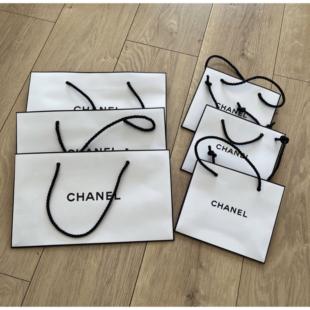 CHANEL(シャネル)のCHANEL ショップ袋6枚セット レディースのバッグ(ショップ袋)の商品写真