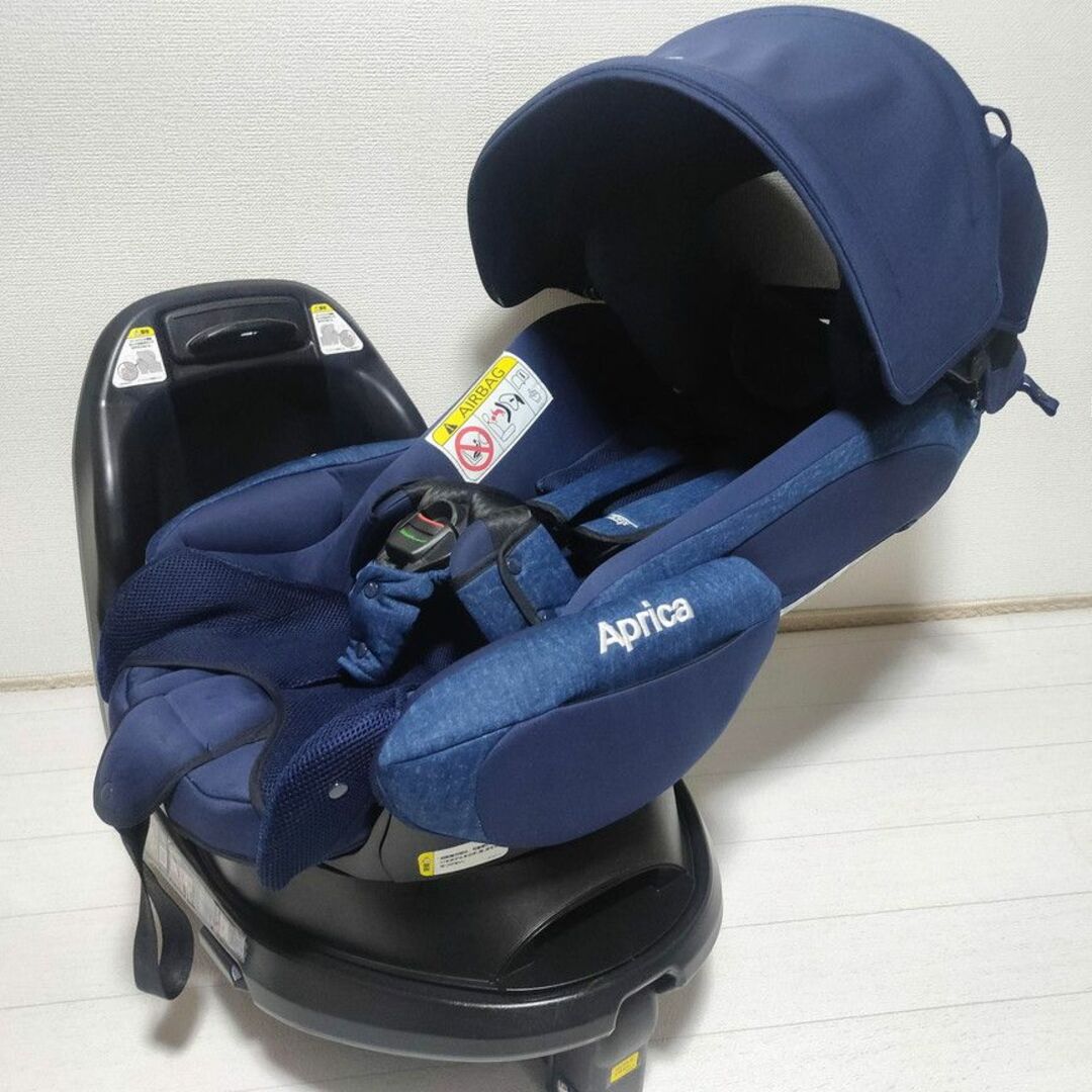 Aprica(アップリカ)の【送料込】アップリカ  綺麗 フラディアグロウ ISOFIX 新生児～ 清掃済 キッズ/ベビー/マタニティの外出/移動用品(自動車用チャイルドシート本体)の商品写真