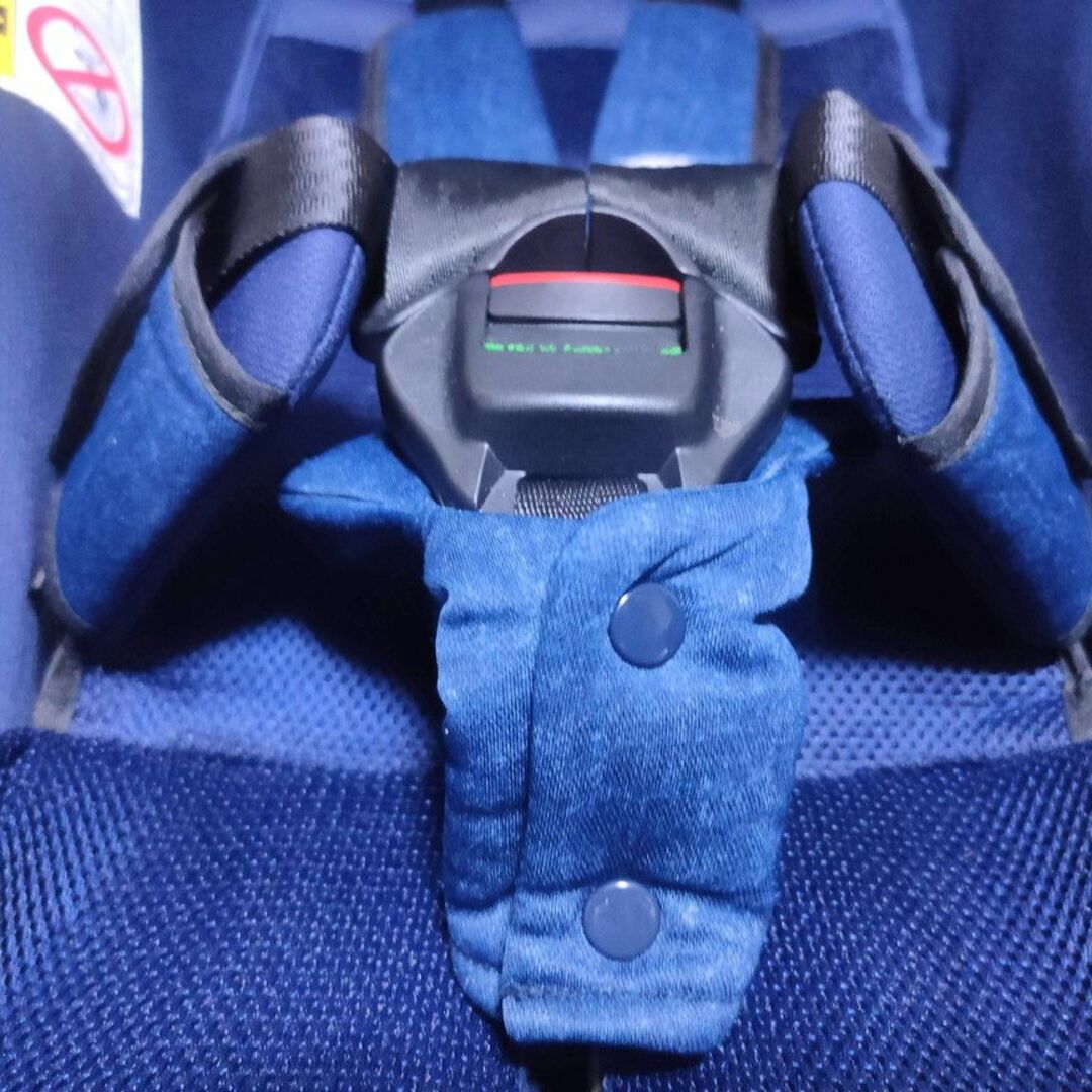 Aprica(アップリカ)の【送料込】アップリカ  綺麗 フラディアグロウ ISOFIX 新生児～ 清掃済 キッズ/ベビー/マタニティの外出/移動用品(自動車用チャイルドシート本体)の商品写真