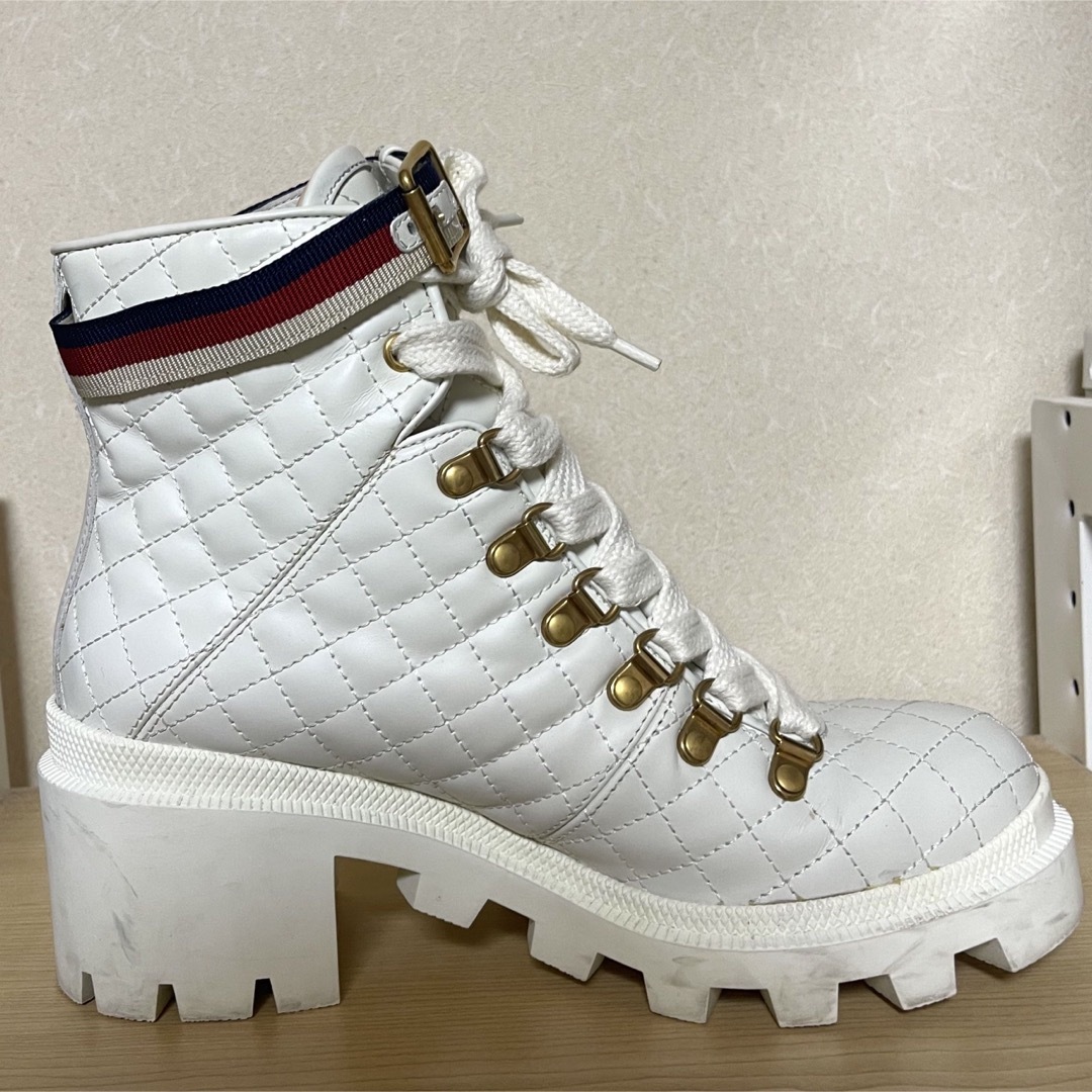 Gucci(グッチ)のレア商品GUCCI⭐︎ホワイトショートブーツ レディースの靴/シューズ(ブーツ)の商品写真