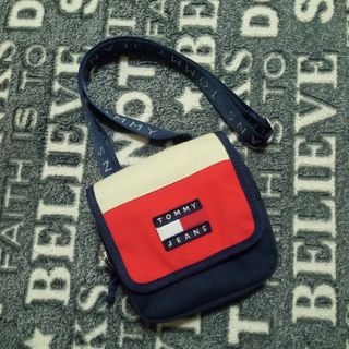 トミージーンズ(TOMMY JEANS)のTOMMY JEANS ショルダーバッグ(ショルダーバッグ)