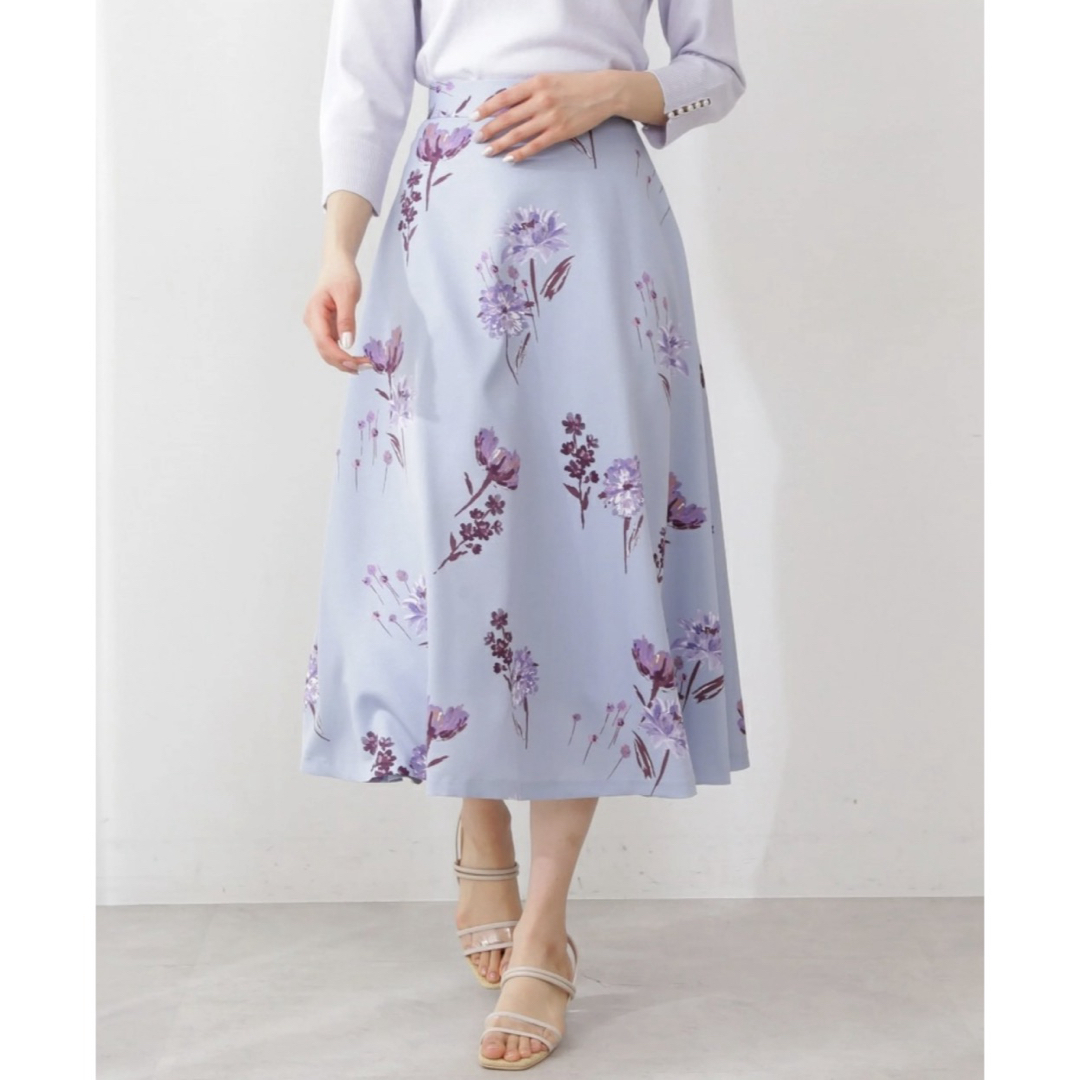 PROPORTION BODY DRESSING(プロポーションボディドレッシング)の新品タグ付きフラワーフレアスカート レディースのスカート(ロングスカート)の商品写真