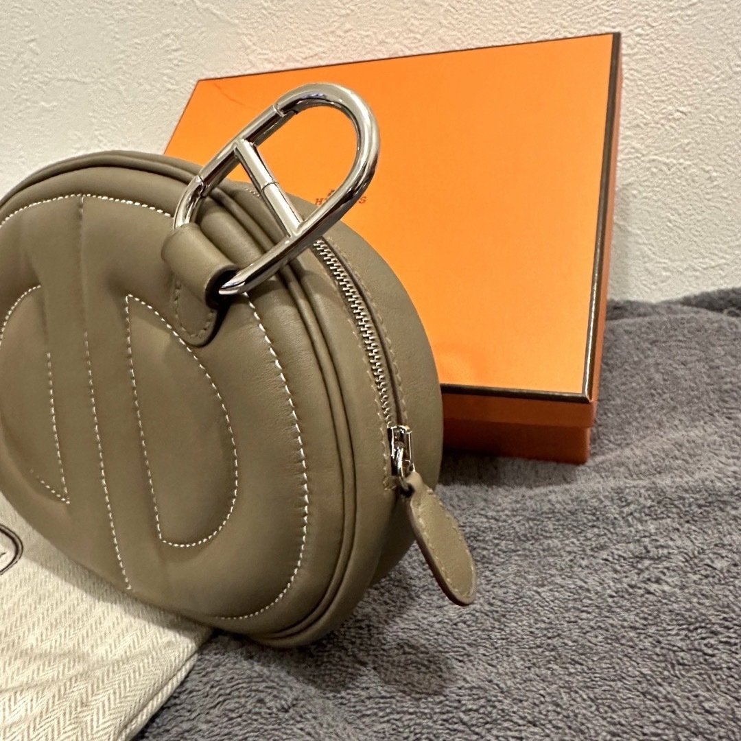 Hermes(エルメス)の美品　HERMES インザループ　 ショルダーバッグ レディースのバッグ(ショルダーバッグ)の商品写真