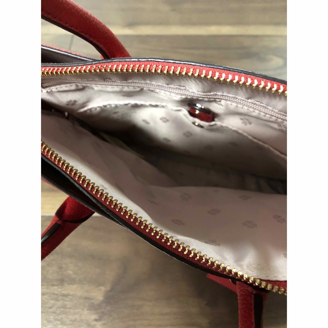 KATE SPADE SATURDAY(ケイトスペードサタデー)のケイトスペード マルゴー　ミディアム　サッチェル レディースのバッグ(ハンドバッグ)の商品写真