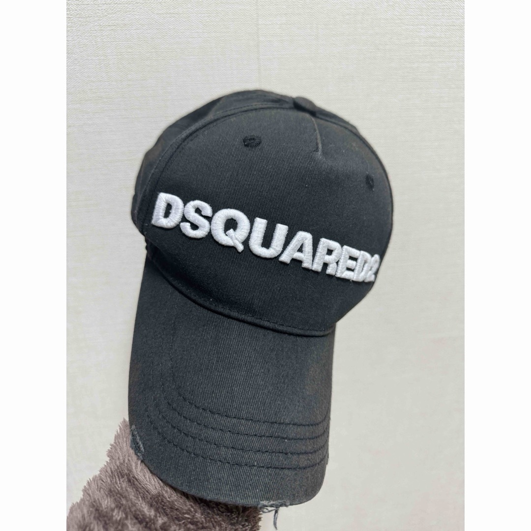 DSQUARED2(ディースクエアード)のディースクエアード　キャップ　hamujan 様　専用 メンズの帽子(キャップ)の商品写真