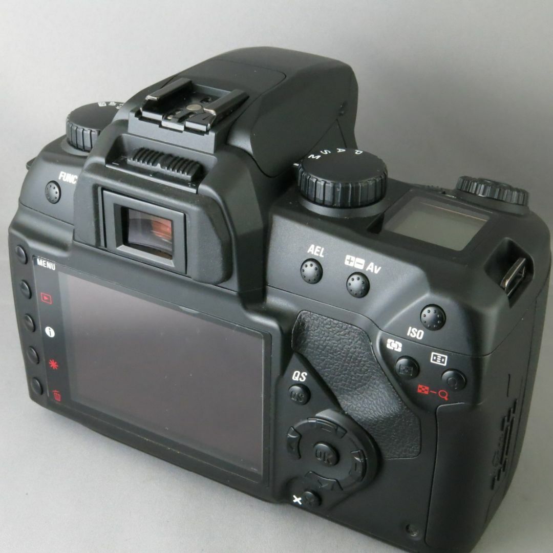 SIGMA(シグマ)のシグマ　SD15 スマホ/家電/カメラのカメラ(デジタル一眼)の商品写真