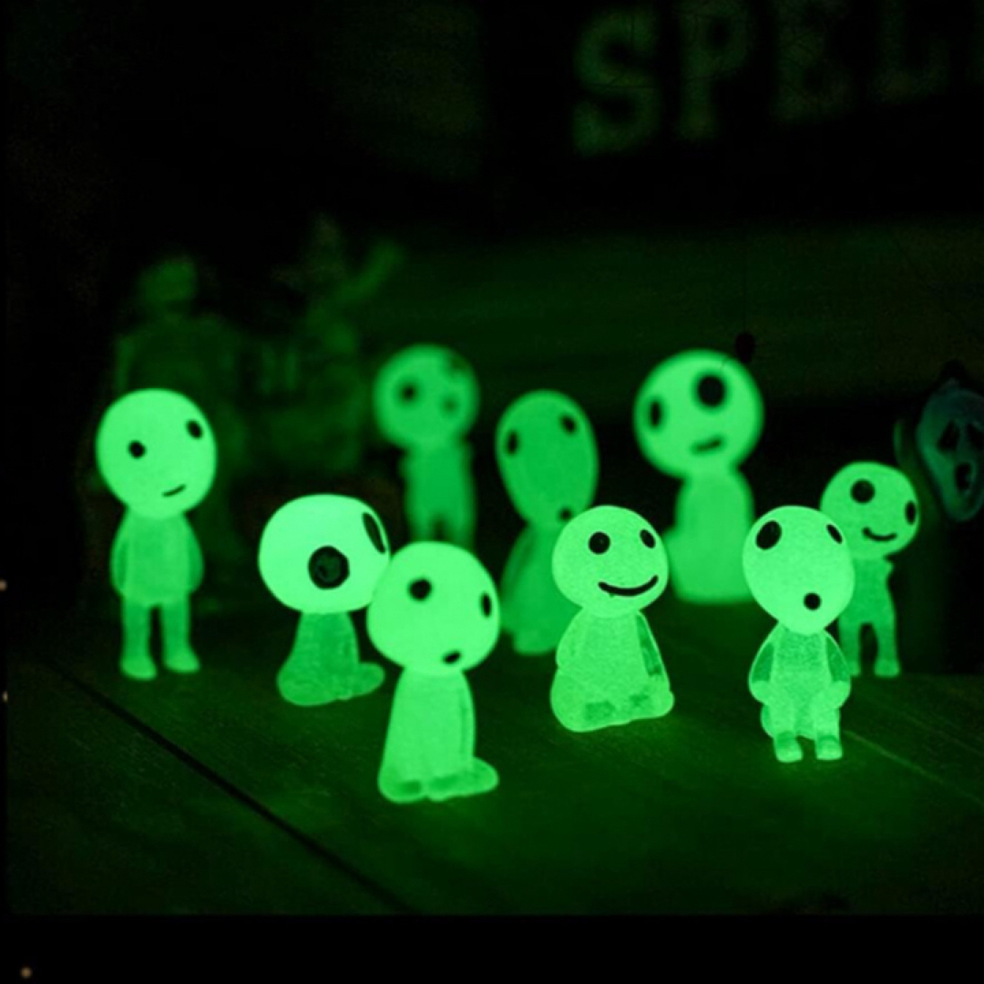 もののけ姫 ジブリ インテリア 緑 こだま風 暗闇で光る 蓄光タイプ インテリア/住まい/日用品のインテリア小物(置物)の商品写真