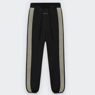 FEAR OF GOD(ストライプ ・ その他)のフリマアイテム一覧 FEAR OF GOD(ストライプ ・ その他)のフリマアイテム一覧