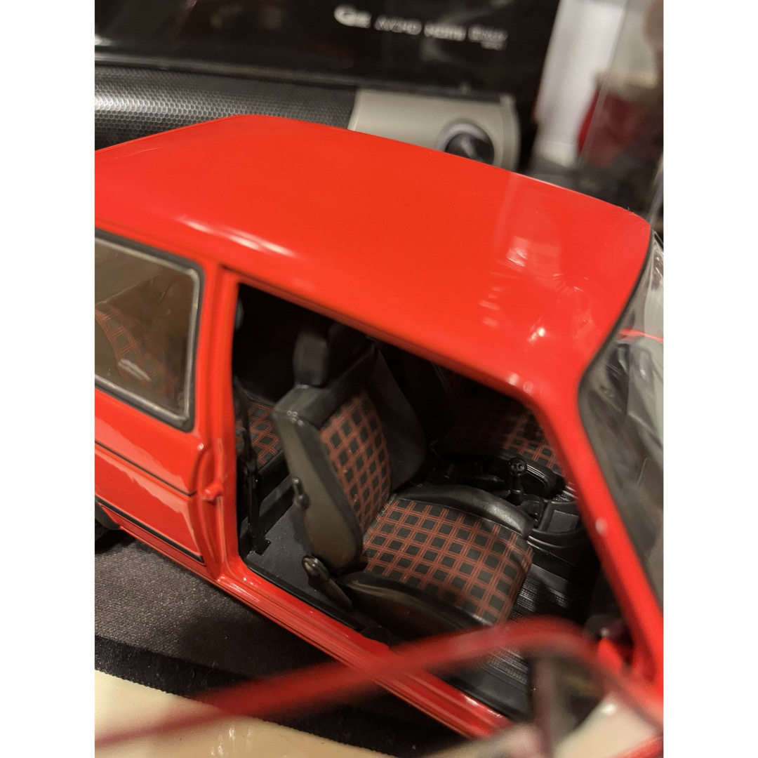 SOLIDO(ソリード)のソリドミニカー1/18 VW GOLF GTI 1977 エンタメ/ホビーのおもちゃ/ぬいぐるみ(ミニカー)の商品写真