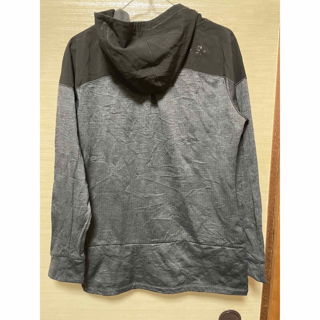 THE NORTH FACE(ザノースフェイス)の★ノースフェイスのプルオーバー【美品】M★ レディースのトップス(パーカー)の商品写真