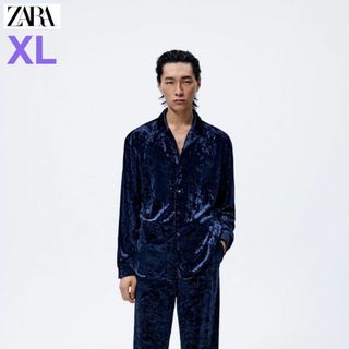 ザラ(ZARA)の【新品未使用品‼️】ZARA　ベルベットシャツ　"XL/ネイビーブルー"(シャツ)