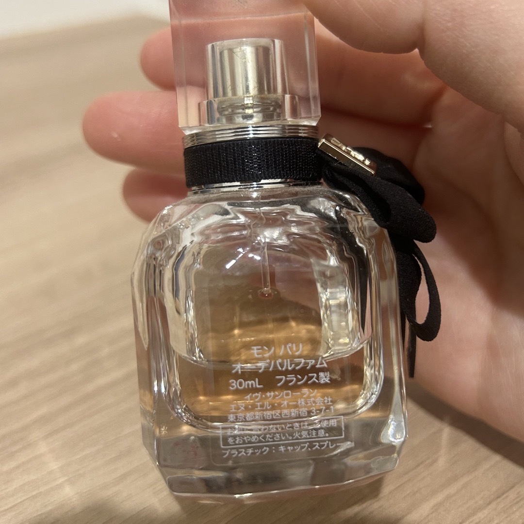 Yves Saint Laurent(イヴサンローラン)の今月末削除　イヴ・サンローラン　モンパリ30ml コスメ/美容の香水(香水(女性用))の商品写真