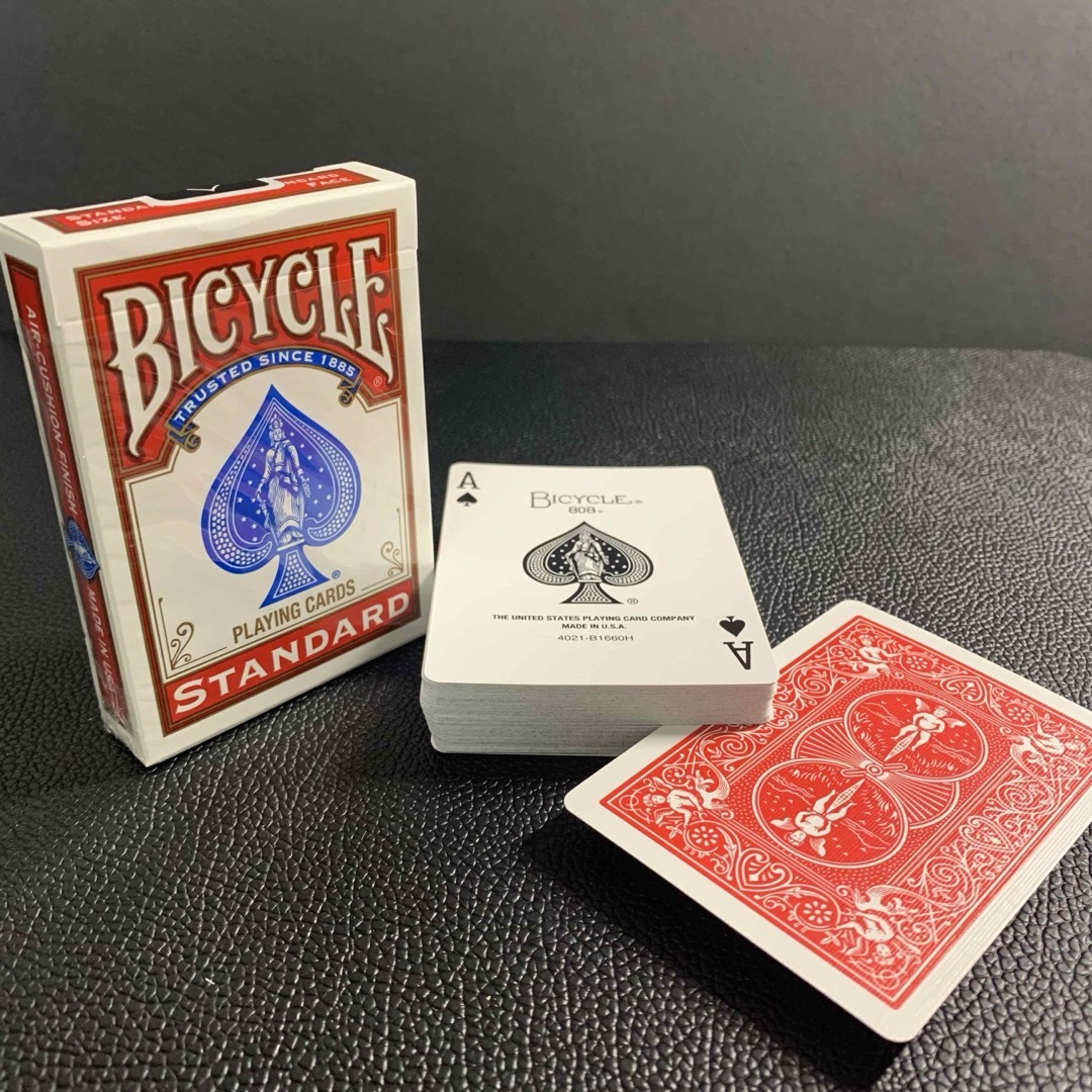 インビジブルデック 手品 トランプ マジック ギミック エンタメ/ホビーのテーブルゲーム/ホビー(トランプ/UNO)の商品写真