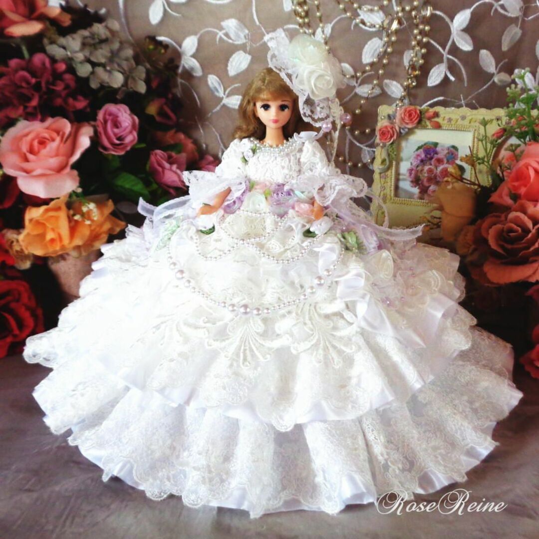 マリーアントワネット 夢見るボンネットの花飾りホワイトフリルドールドレスハンドメイド