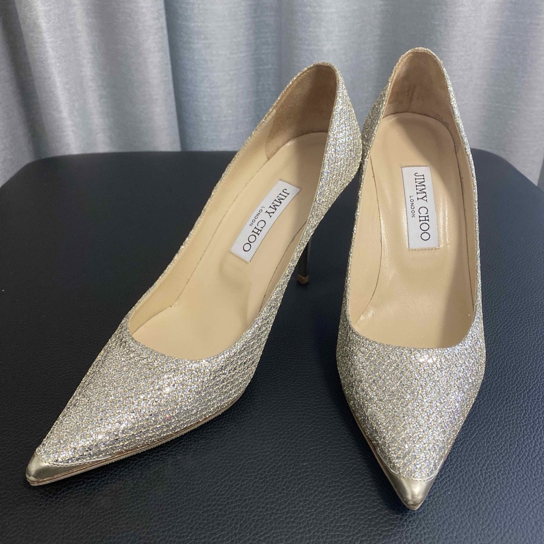 JIMMY CHOO(ジミーチュウ)のjimmychoo グリッターパンプス　ウェディング レディースの靴/シューズ(ハイヒール/パンプス)の商品写真