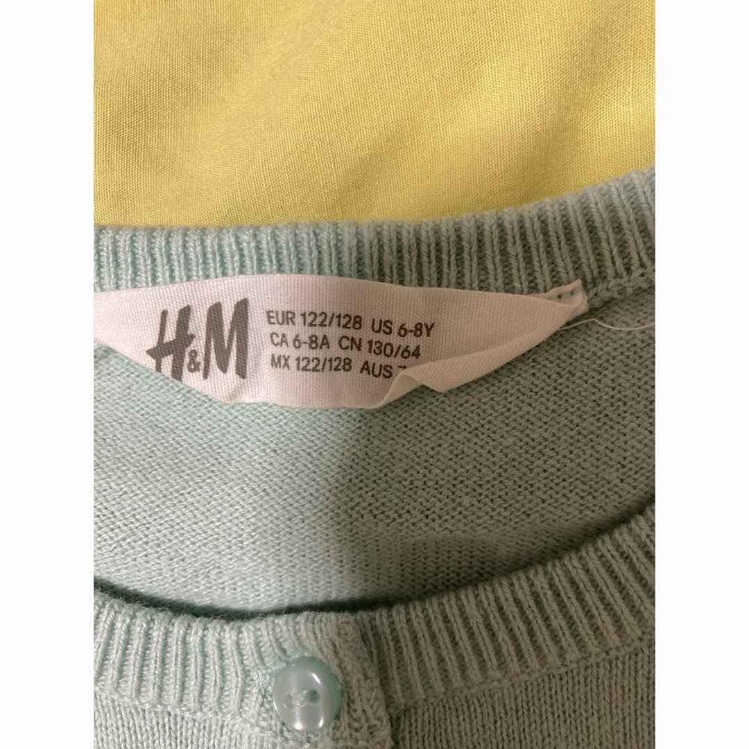 H&M(エイチアンドエム)のh&m 水玉 カーディガン 120 130 キッズ/ベビー/マタニティのキッズ服女の子用(90cm~)(カーディガン)の商品写真