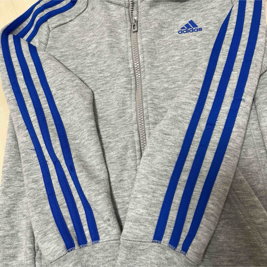 adidas(アディダス)のadidas 　裏起毛　パーカー　スウェットセット キッズ/ベビー/マタニティのキッズ服男の子用(90cm~)(ニット)の商品写真