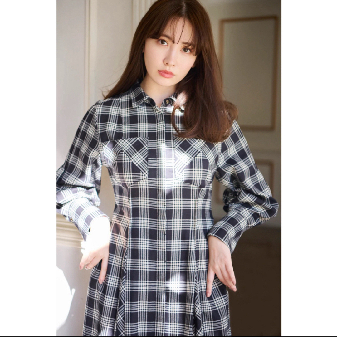 Her lip to(ハーリップトゥ)のCheckered Pleats Long Shirt Dress 美品 レディースのワンピース(ロングワンピース/マキシワンピース)の商品写真