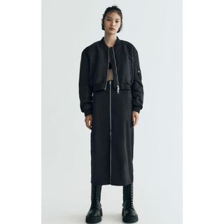 ザラ(ZARA)のZARA  ナイロンスカートジッパー L(ロングスカート)