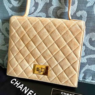 シャネル(CHANEL)の希少 CHANEL シャネル マトラッセ ハンドバッグ スエード ミラー付き(ハンドバッグ)