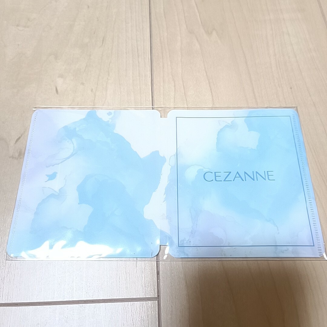 CEZANNE（セザンヌ化粧品）(セザンヌケショウヒン)のセザンヌ　マスクケース エンタメ/ホビーのコレクション(ノベルティグッズ)の商品写真